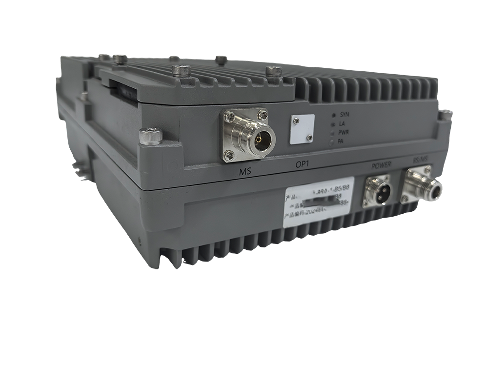  岗巴三频手机信号接收器2000㎡